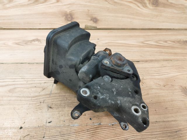 bontott BMW 5 E61 Kormányszervó Motor (Hidraulikus)