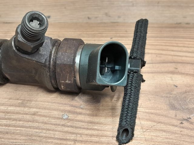 bontott BMW 5 E61 Porlasztó (1 db)