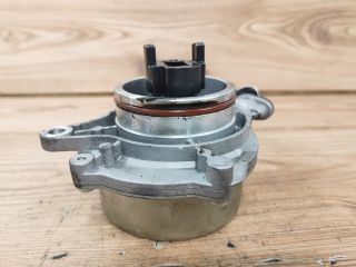 bontott BMW 5 E61 Vákumpumpa