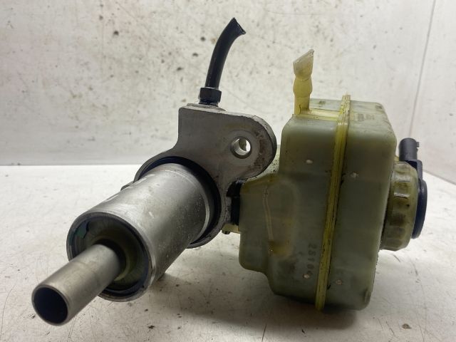 bontott BMW 5 E61 Főfékhenger