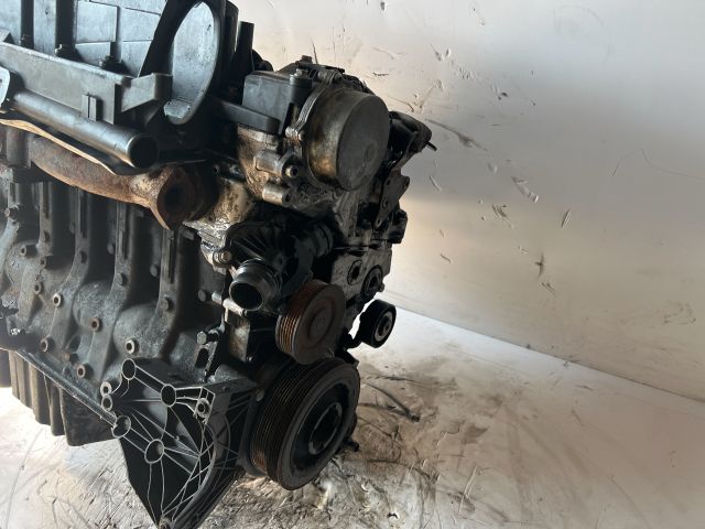 bontott BMW 5 E61 Motor (Fűzött blokk hengerfejjel)