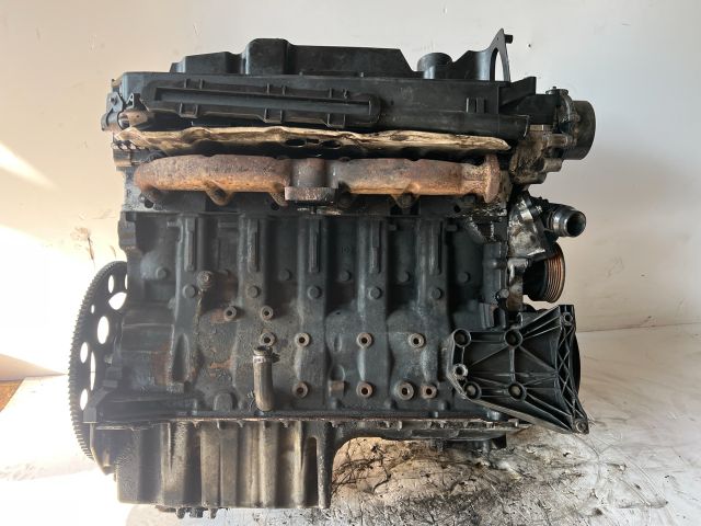 bontott BMW 5 E61 Motor (Fűzött blokk hengerfejjel)