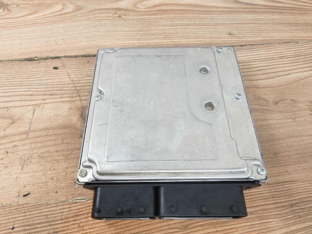 bontott BMW 5 E61 Motorvezérlő