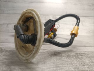 bontott BMW 5 E61 Üzemanyagszint Jeladó