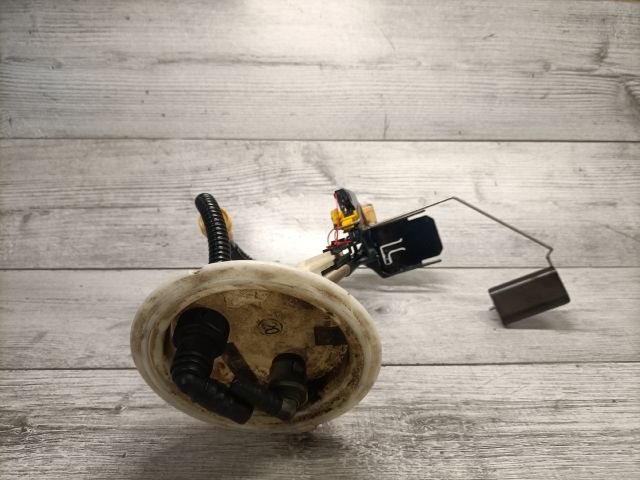 bontott BMW 5 E61 Üzemanyagszint Jeladó