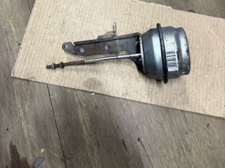 bontott BMW 5 E61 Turbó Vákum Szelep