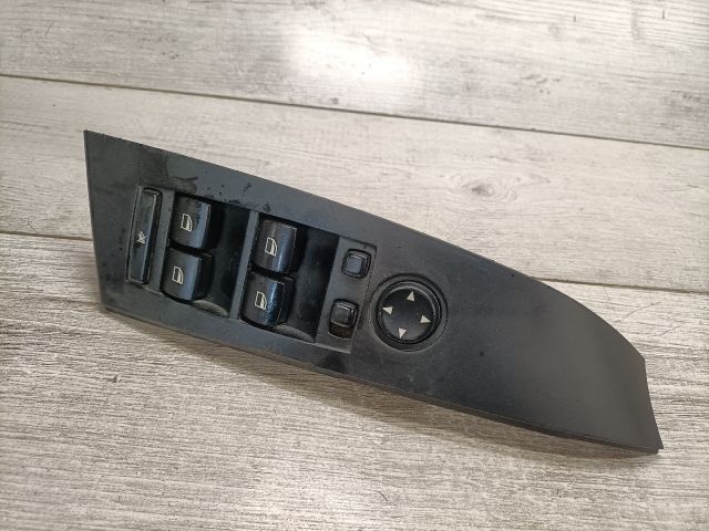 bontott BMW 5 E61 Ablakemelő és Tükör Kapcsoló