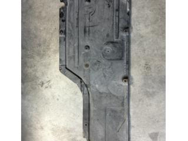 bontott BMW 5 E61 Alsó Padlólemez Burkolat