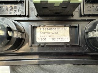 bontott BMW 5 E61 AUX Csatlakozó