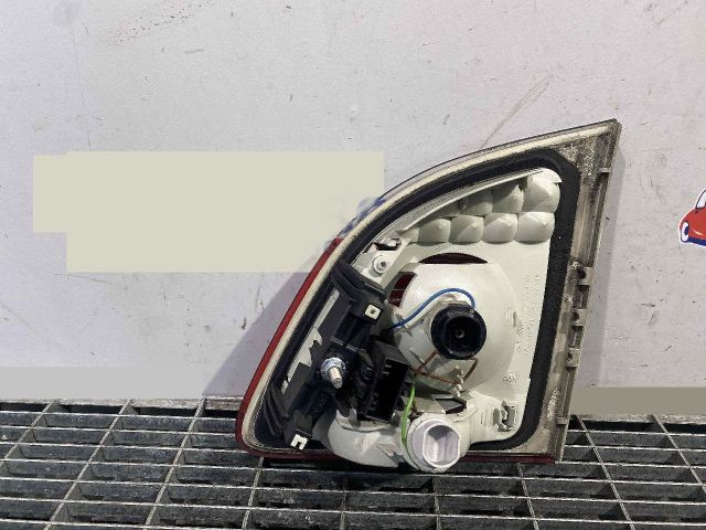 bontott BMW 5 E61 Bal Belső Hátsó Lámpa