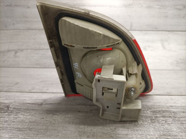 bontott BMW 5 E61 Bal Belső Hátsó Lámpa