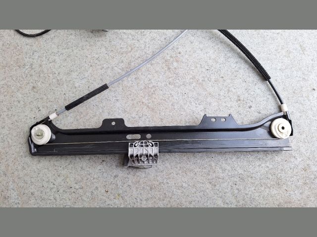 bontott BMW 5 E61 Bal első Ablakemelő Szerkezet (Elektromos)