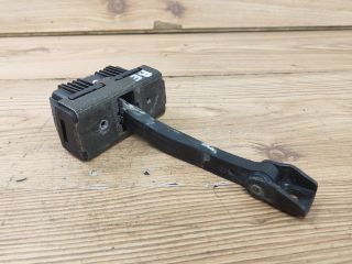 bontott BMW 5 E61 Bal első Ajtóhatároló