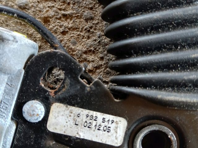 bontott BMW 5 E61 Bal első Biztonsági Öv Csat