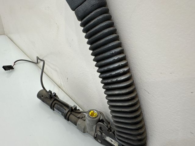 bontott BMW 5 E61 Bal első Övfeszítő