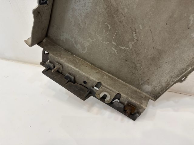 bontott BMW 5 E61 Bal első Sárvédő