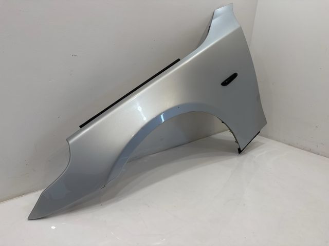 bontott BMW 5 E61 Bal első Sárvédő