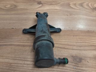 bontott BMW 5 E61 Bal Fényszórómosó Fúvóka