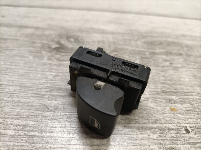 bontott BMW 5 E61 Bal hátsó Ablakemelő Kapcsoló