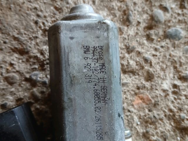 bontott BMW 5 E61 Bal hátsó Ablakemelő Szerkezet (Elektromos)