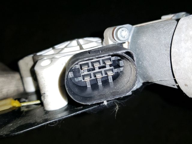 bontott BMW 5 E61 Bal hátsó Ablakemelő Szerkezet (Elektromos)