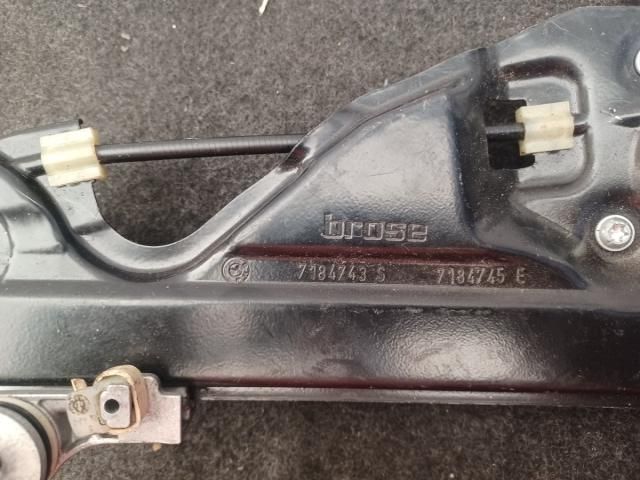 bontott BMW 5 E61 Bal hátsó Ablakemelő Szerkezet (Elektromos)