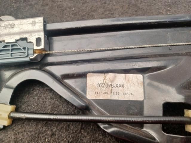 bontott BMW 5 E61 Bal hátsó Ablakemelő Szerkezet (Elektromos)