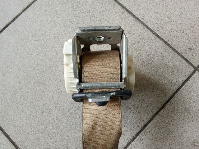 bontott BMW 5 E61 Bal hátsó Biztonsági Öv