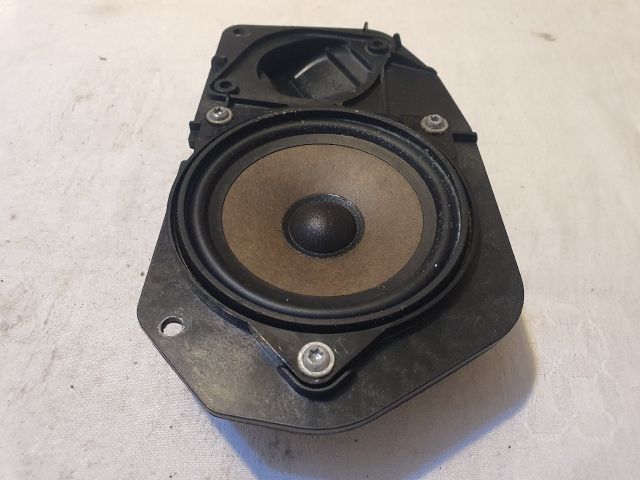 bontott BMW 5 E61 Bal hátsó Hangszóró