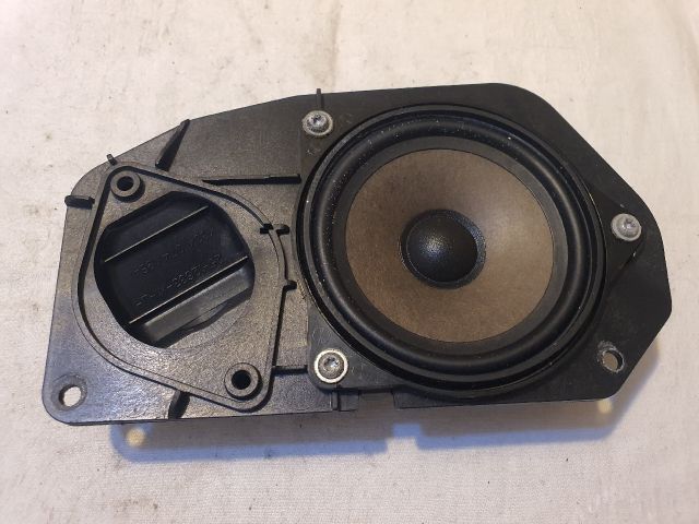 bontott BMW 5 E61 Bal hátsó Hangszóró