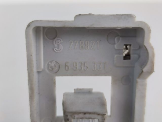 bontott BMW 5 E61 Bal Hátsó Lámpa Foglalat