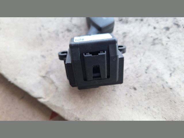 bontott BMW 5 E61 Bal Kormánykapcsoló Irányjelző