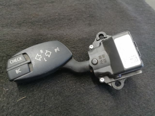 bontott BMW 5 E61 Bal Kormánykapcsoló Irányjelző