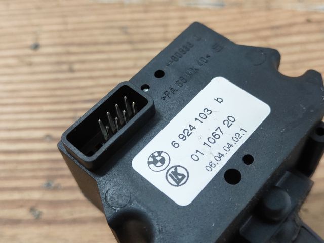 bontott BMW 5 E61 Bal Kormánykapcsoló Irányjelző