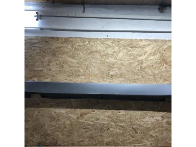 bontott BMW 5 E61 Bal Küszöb