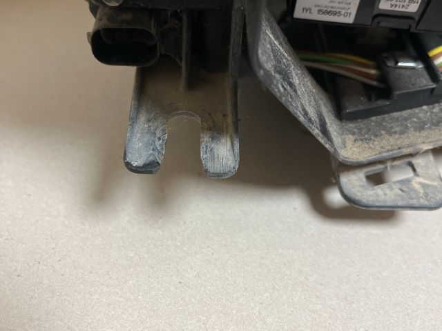 bontott BMW 5 E61 Bal Xenon Fényszóró