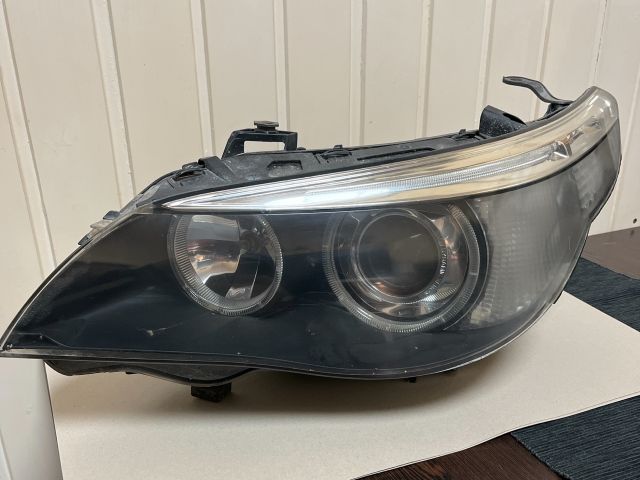 bontott BMW 5 E61 Bal Xenon Fényszóró