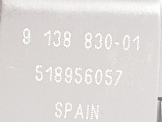 bontott BMW 5 E61 Biztosítéktábla Csomagtér