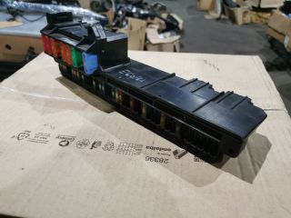 bontott BMW 5 E61 Biztosítéktábla Utastér