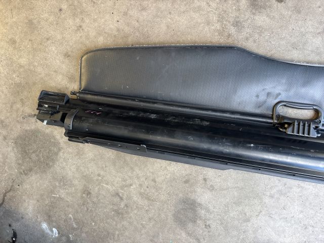 bontott BMW 5 E61 Csomagtér Roló