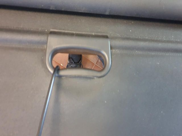 bontott BMW 5 E61 Csomagtér Roló