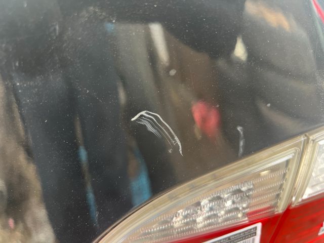 bontott BMW 5 E61 Csomagtérajtó (Üres lemez)