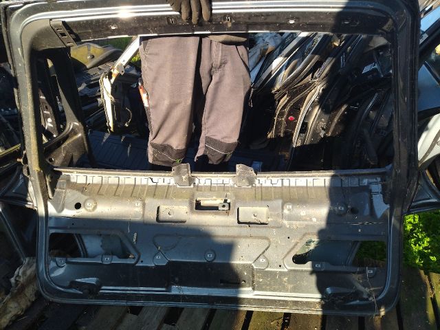 bontott BMW 5 E61 Csomagtérajtó (Üres lemez)