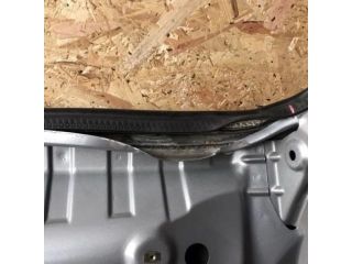 bontott BMW 5 E61 Csomagtérajtó (Üres lemez)