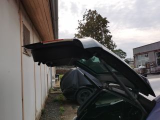 bontott BMW 5 E61 Csomagtérajtó (Üres lemez)