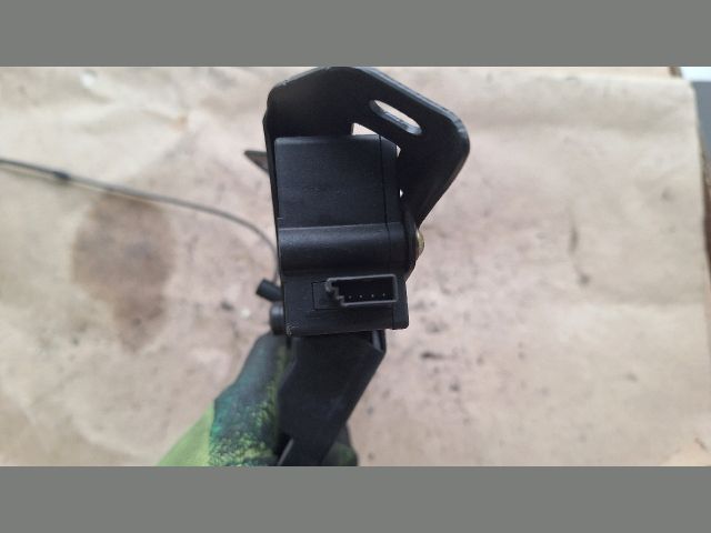 bontott BMW 5 E61 Csomagtérajtó Zárszerkezet