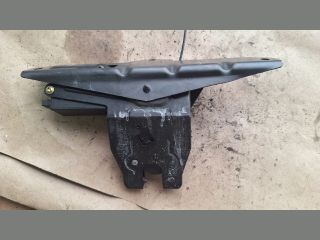 bontott BMW 5 E61 Csomagtérajtó Zárszerkezet