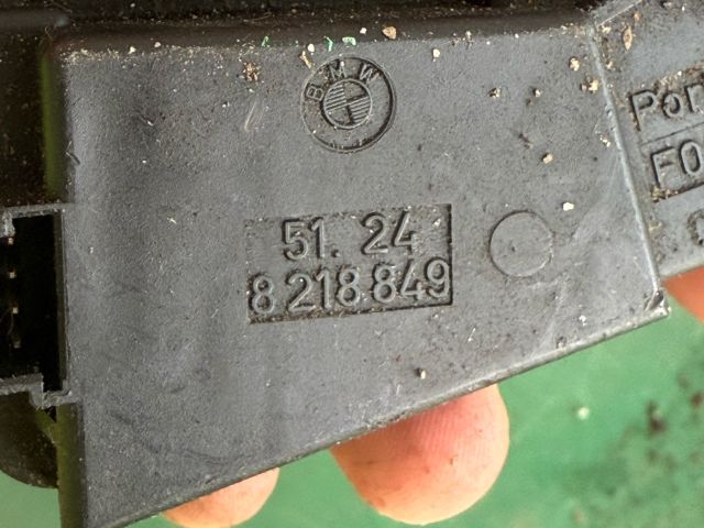 bontott BMW 5 E61 Csomagtérajtó Zárszerkezet