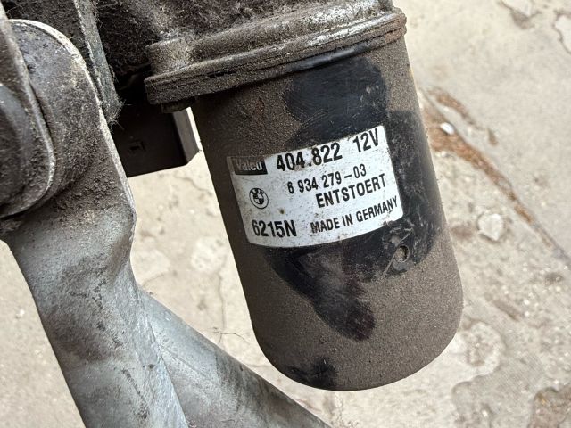 bontott BMW 5 E61 Első Ablaktörlő Szerkezet Motorral