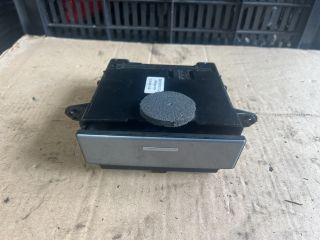 bontott BMW 5 E61 Első Hamutartó